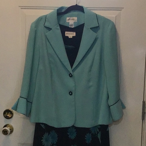 Ladies Sleeveless Summer Dress With Matching Jacket - Picture 3 of 4